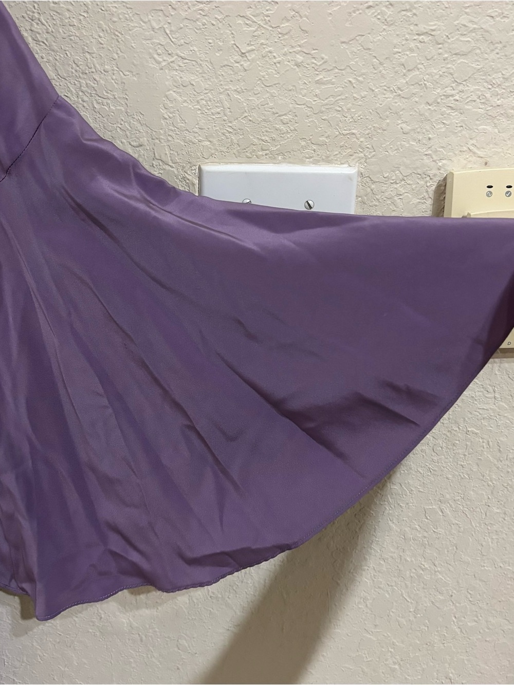 Amanda Uprichard Women's Purple V-Neck Bell Sleeve dress 100% silk - Picture 5 of 7